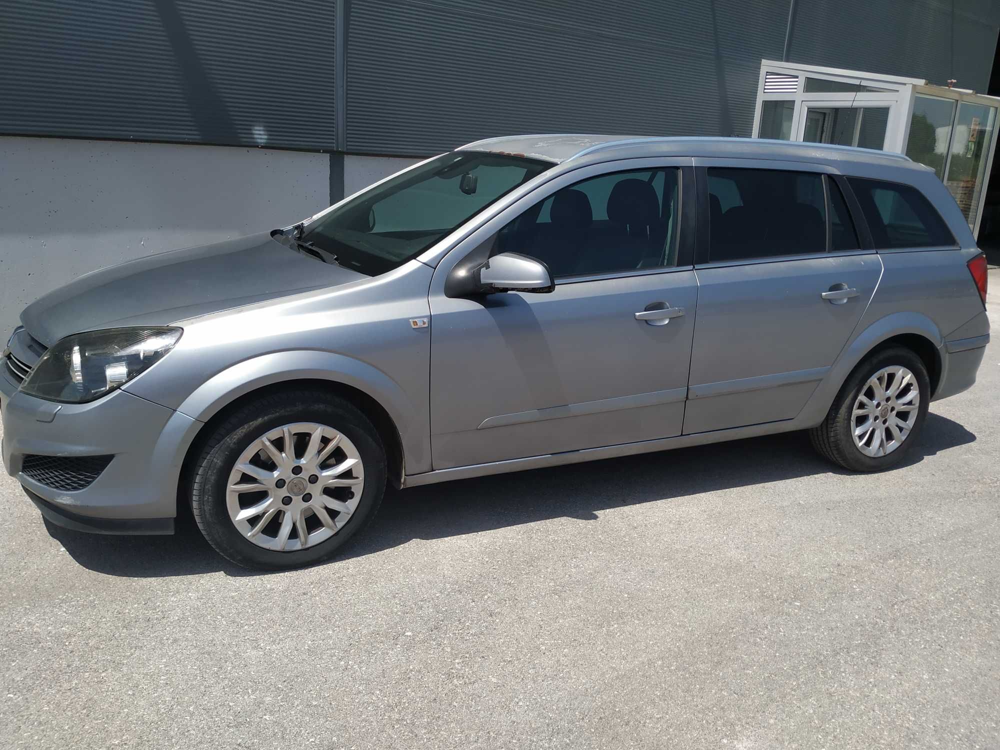 Opel Astra Caravan