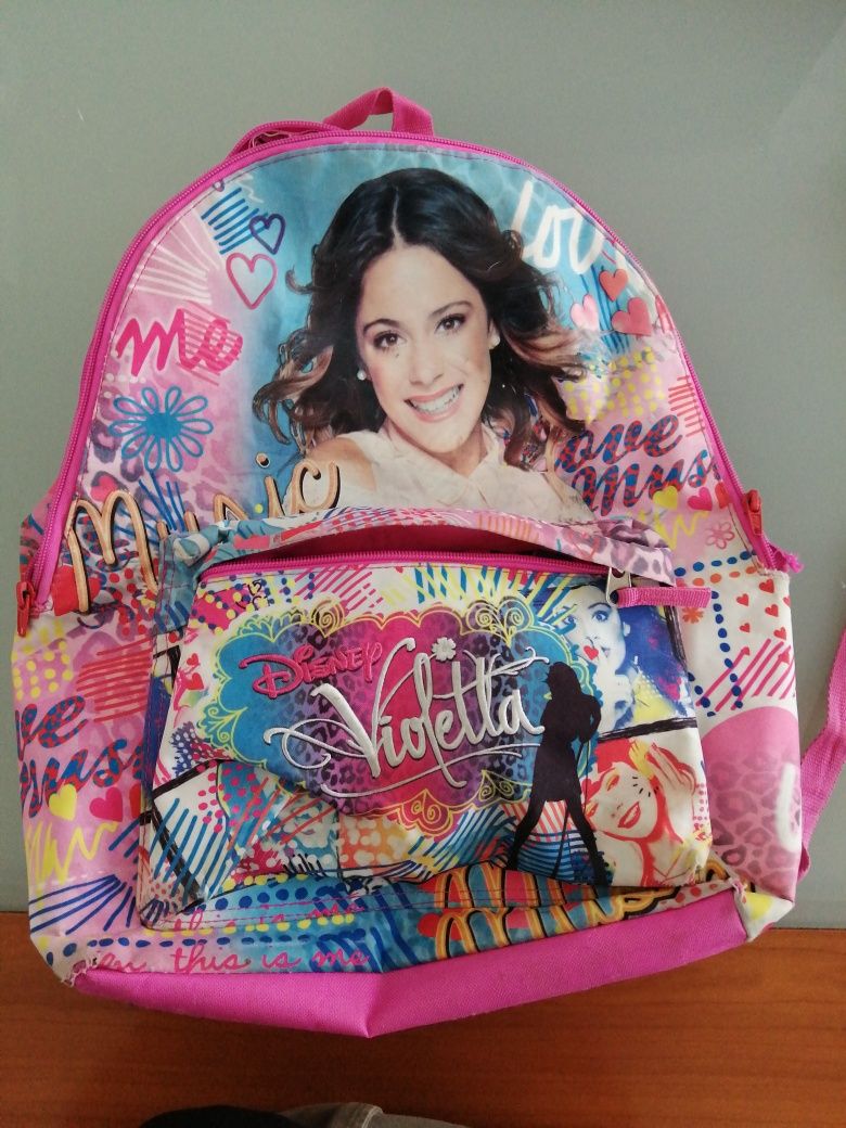 Mochila De menina Marca Violetta		Usada em bom estado	!