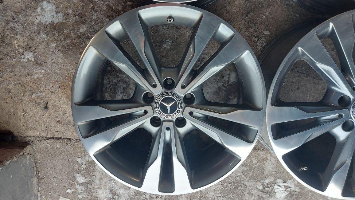 18" Mercedes W205 oryginal 5x112 8j et44  CLA W176 +opony 225/45/18