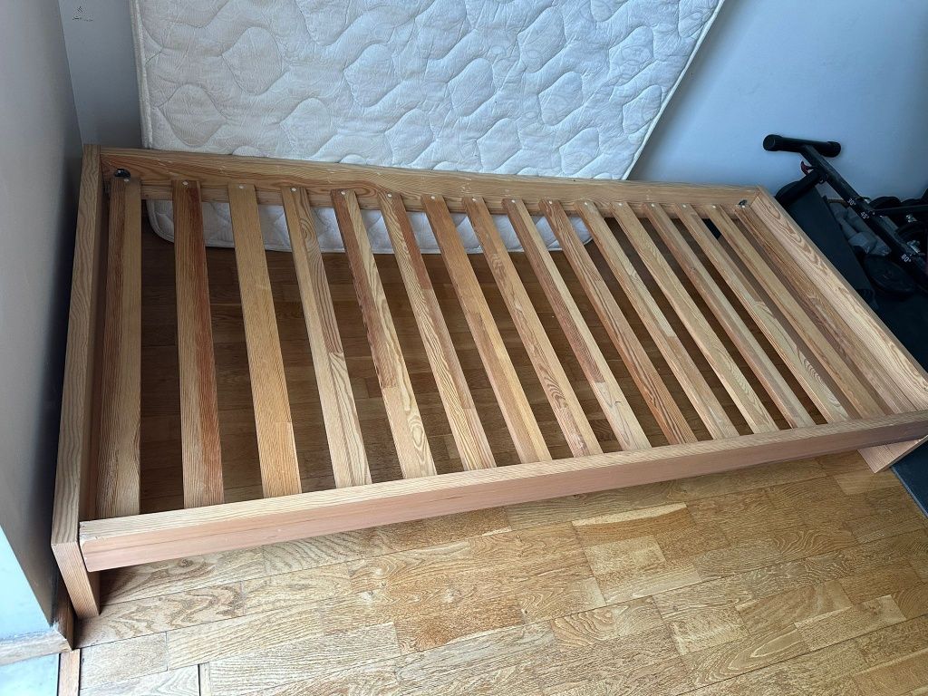 Vendo Cama solteiro