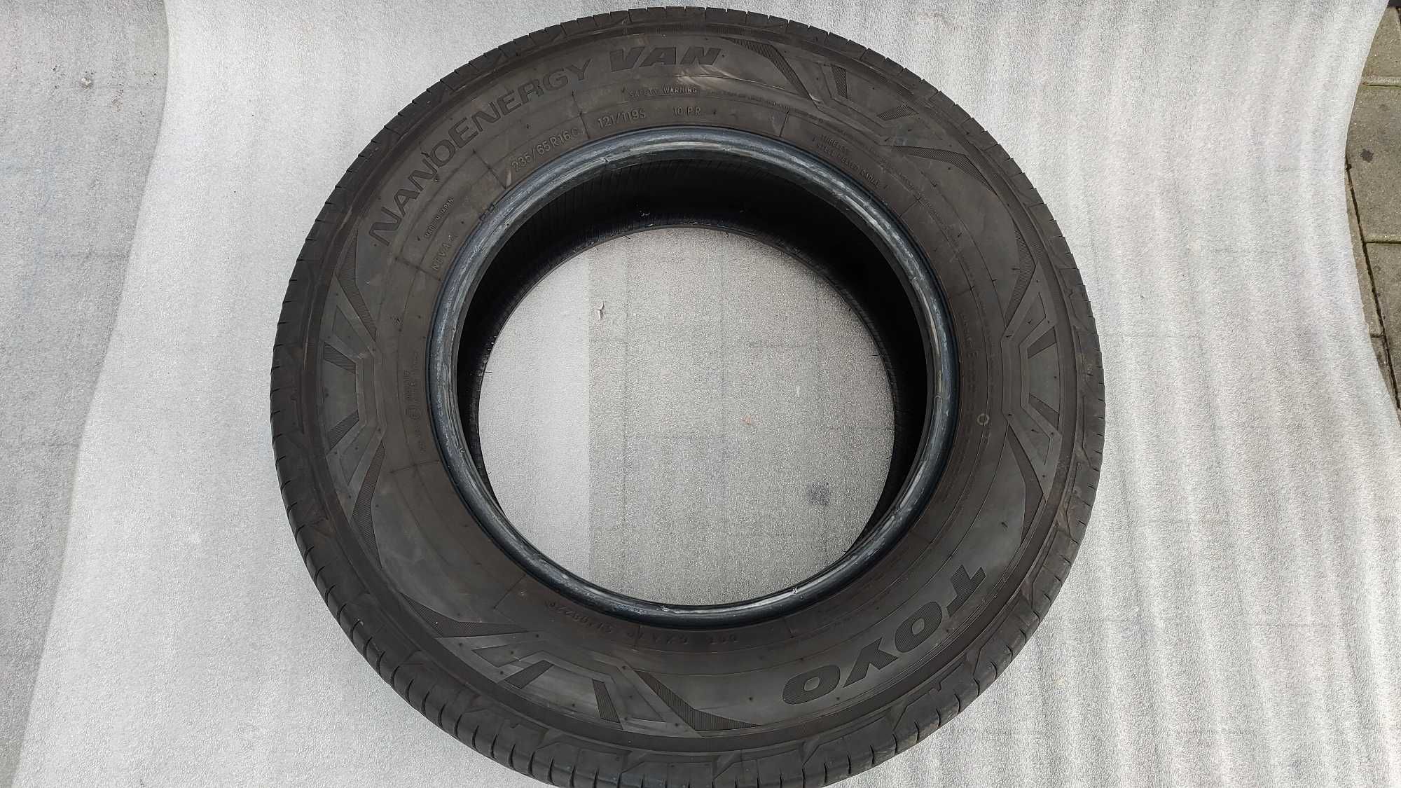 Opony Letnie 235/65/16C Toyo Sprinter Iveco Crafter 2022r 8,5mm