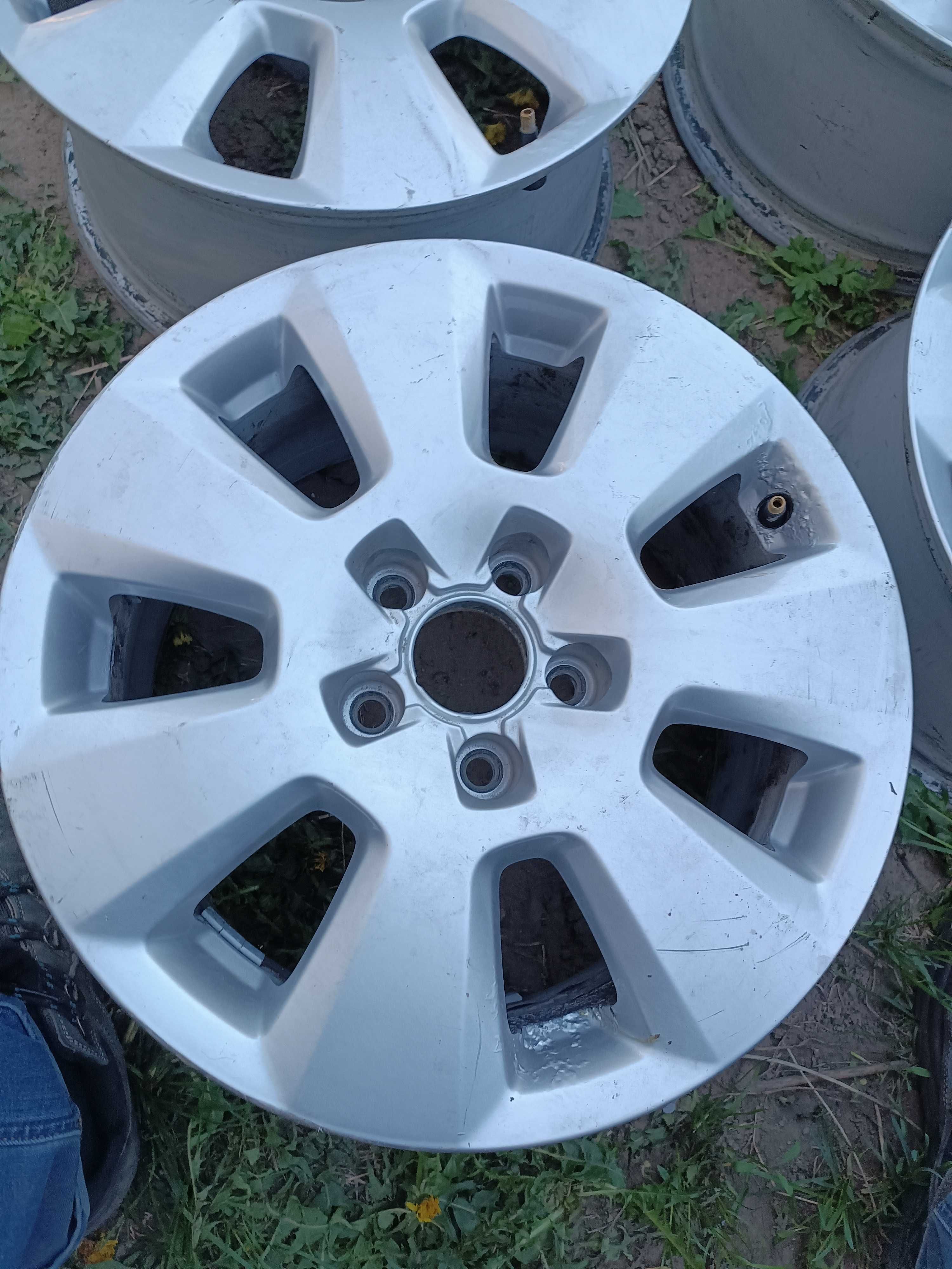 Felgi aluminiowe audi A6 VW Skoda merc 5×112 r16 ronal et 37  7.5 cala
