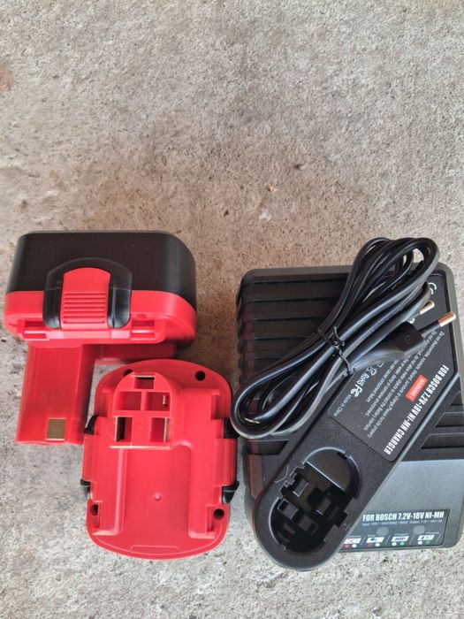 Батареї для шуруповерта Boch.