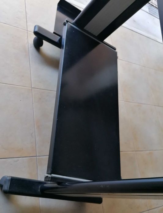 Mesa secretaria, para computador, com apoio