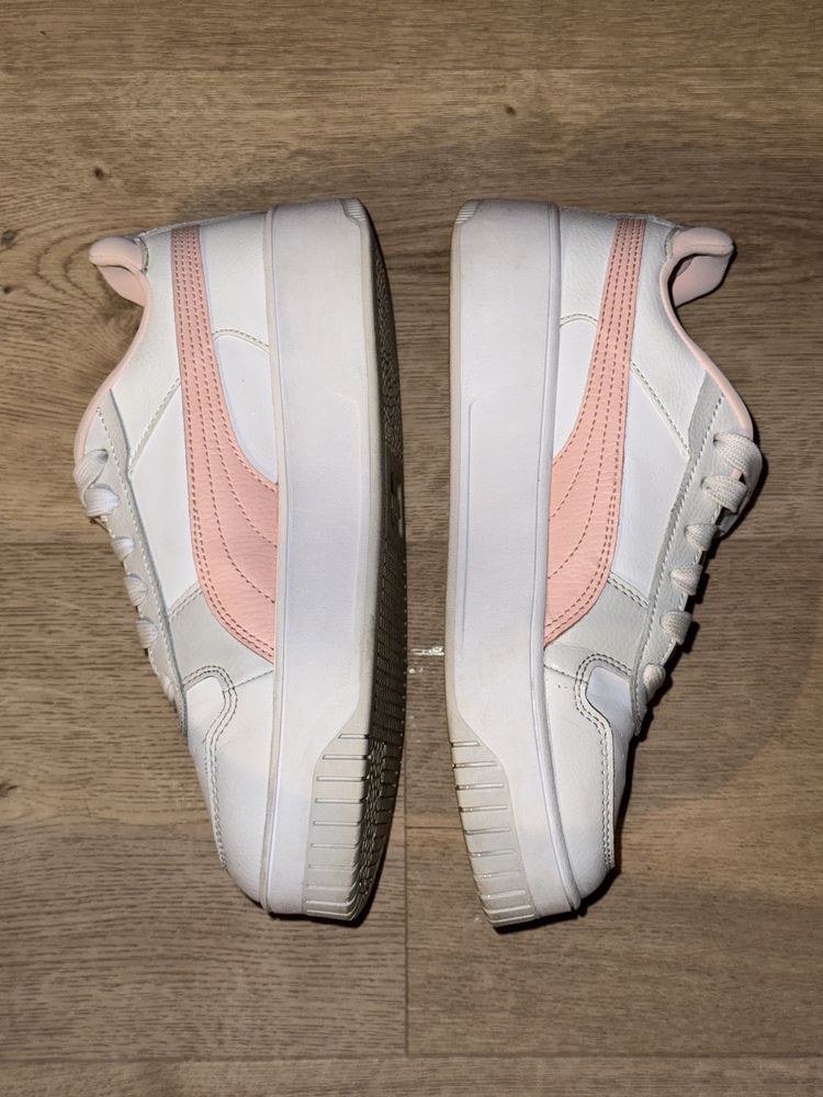 Puma Carina Street / 37.5 EUR