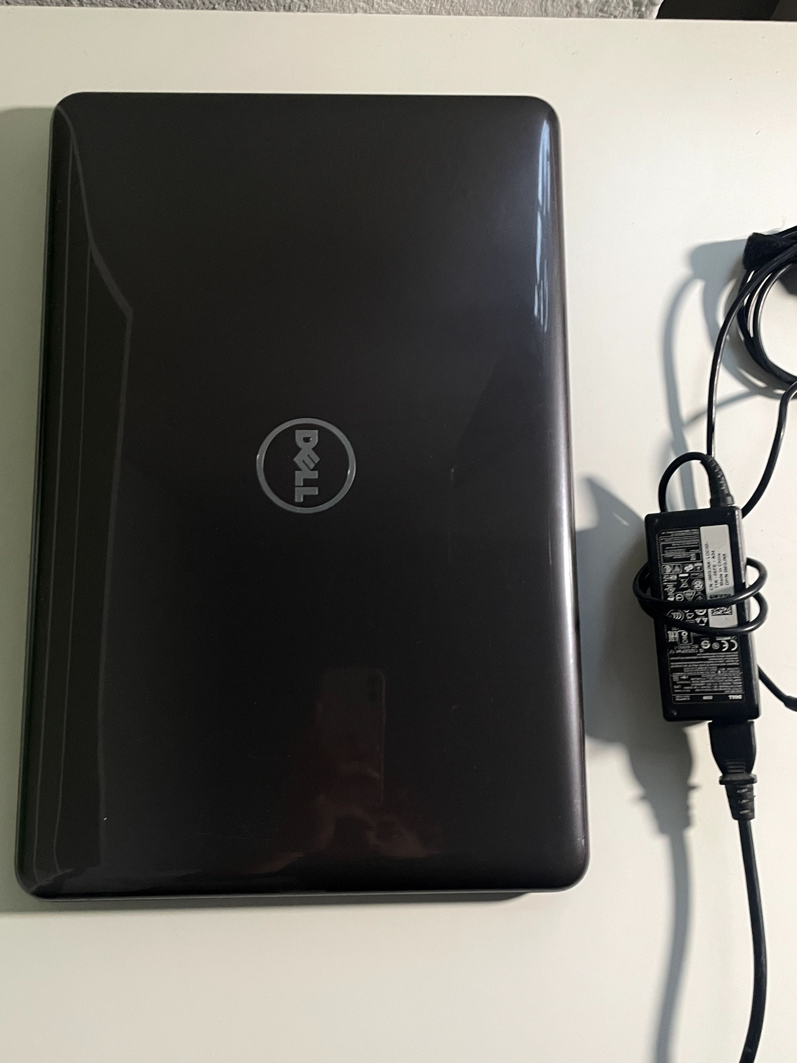Laptop Dell Inspiron 17-5657 Series 5000 i5-7200U 512/8GB