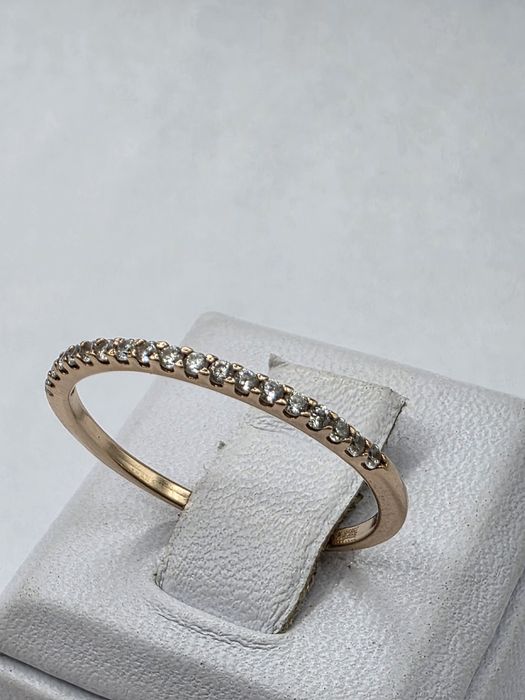 Золота каблучка 585