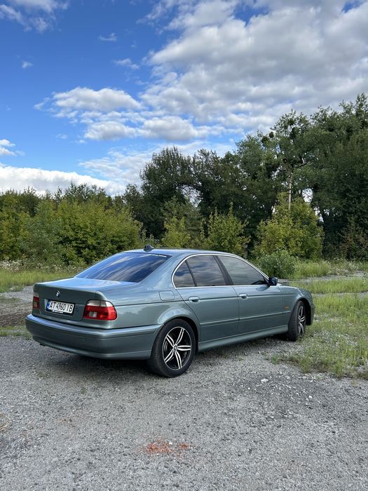 Продам BMW e39 FL