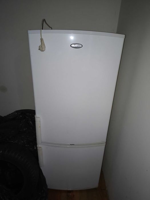 Lodówka Whirlpool