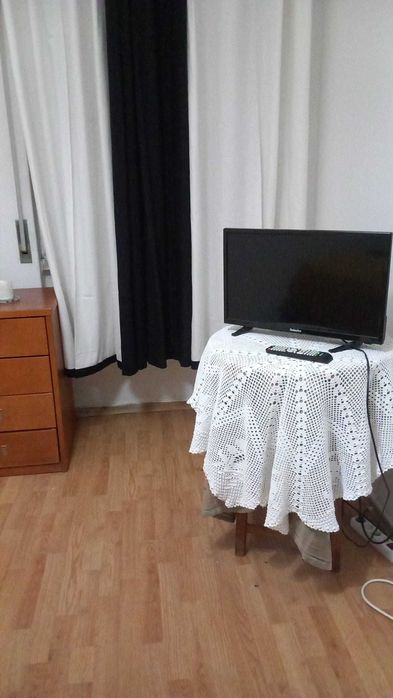 Arrendo quarto a 7 minutos do metro de Odivelas.