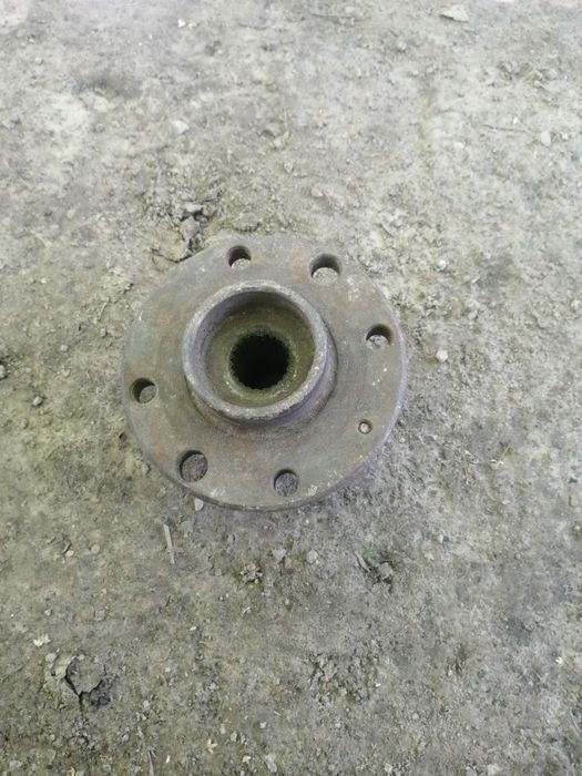 Ступиця передня Гольф 2