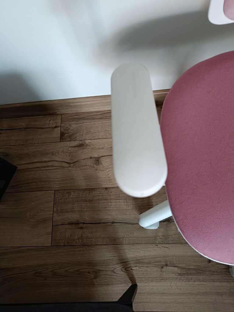 Krzesło do biurka MINISTYLE białe różowe - kotek w kocu