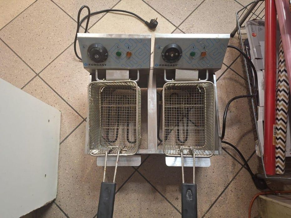 Frytownica gastronomiczna podwójna FORGAST – sprawna, kompletna