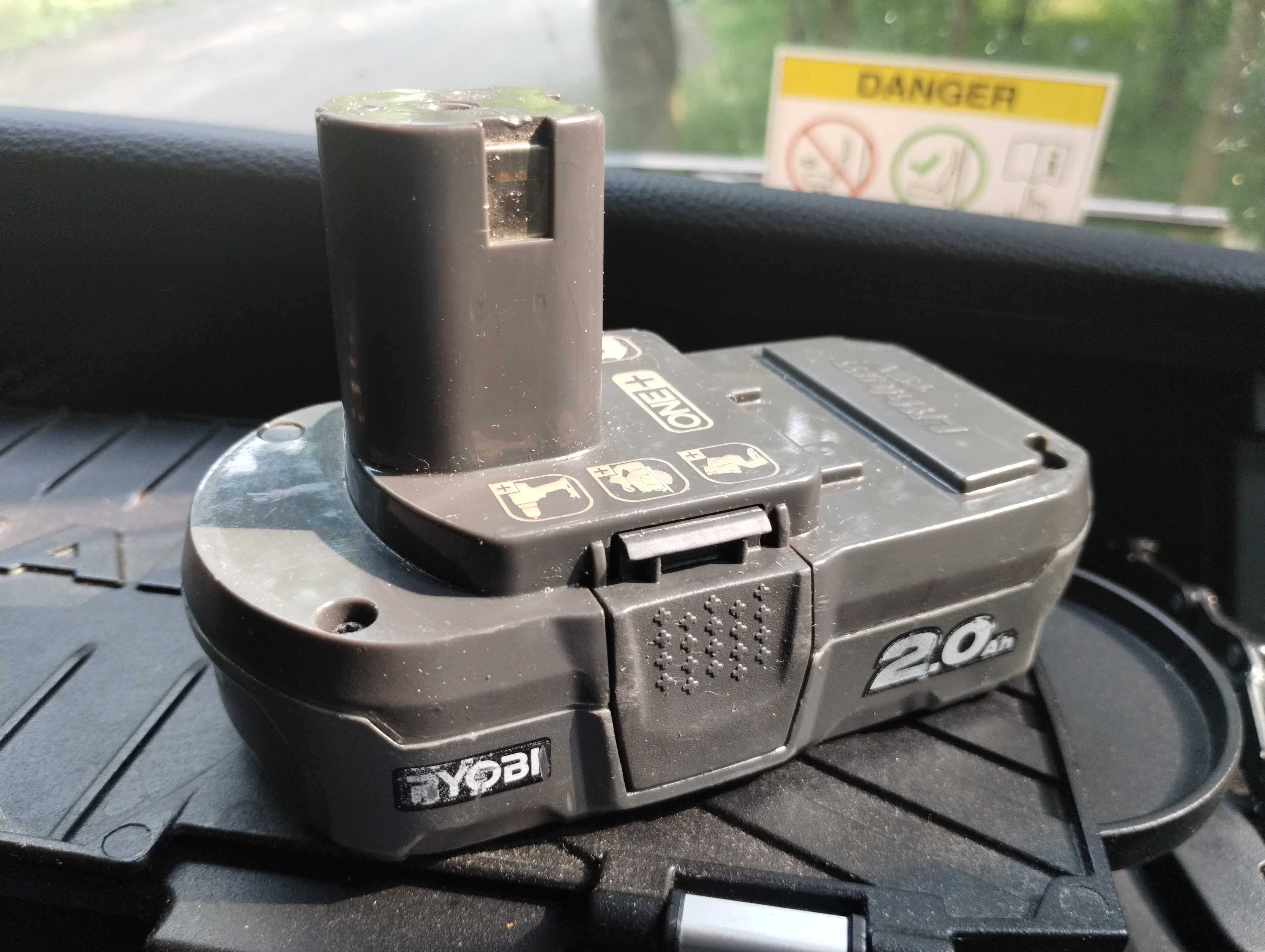 Bateria Ryobi 2 Ah Używana w bardzo dobrej kondycji !!!