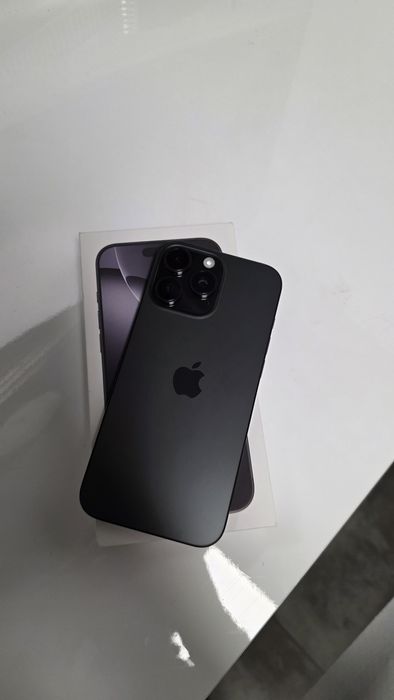 Iphone 16 pro max na gwarancji