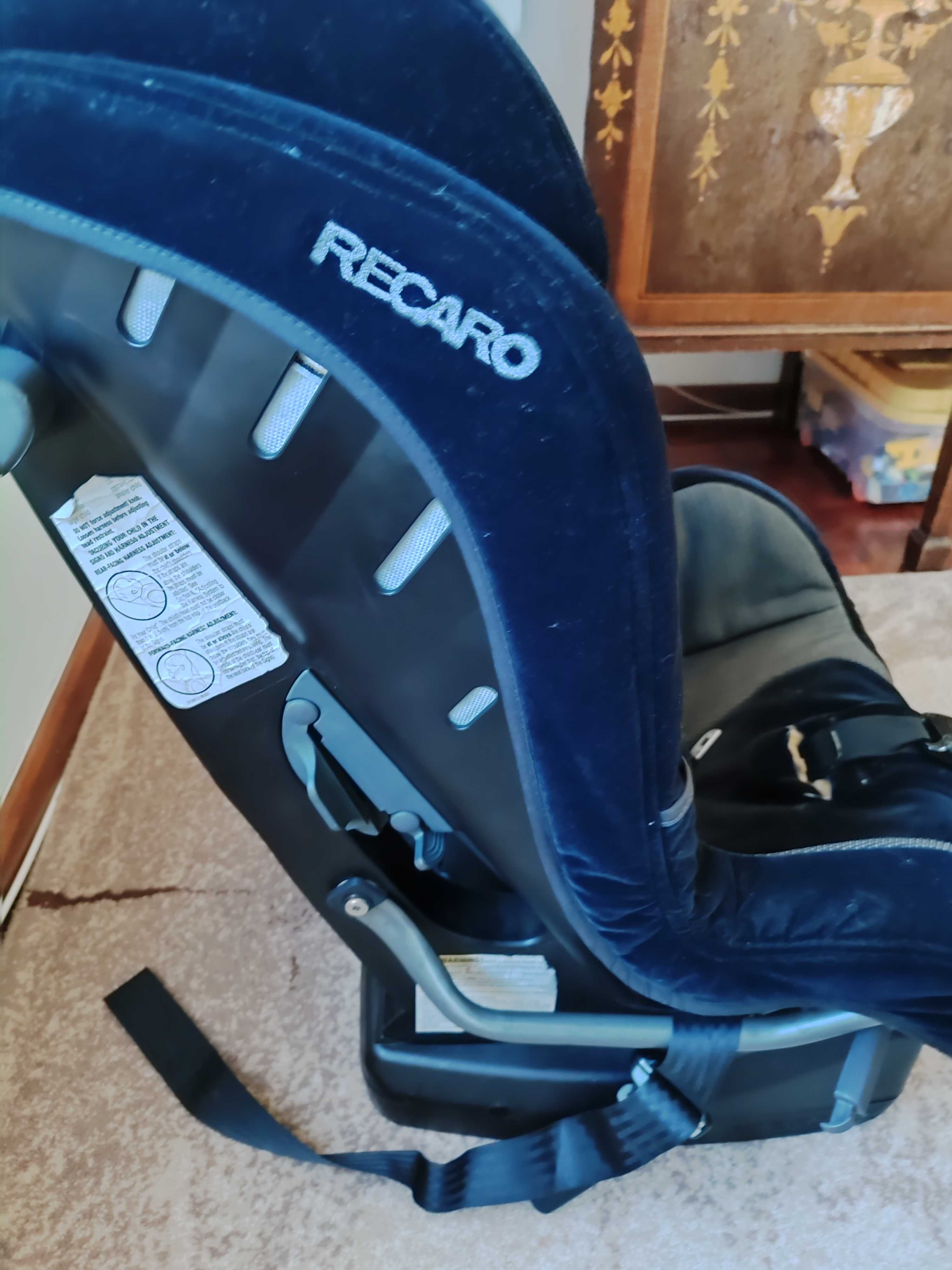 Cadeira automóvel Recaro com isofix