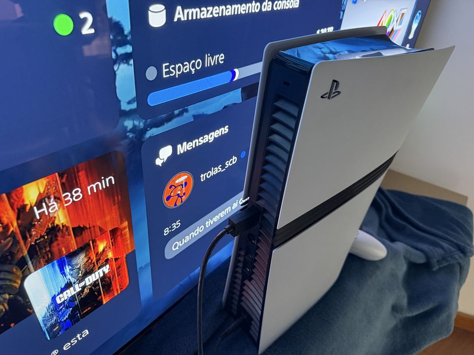 Consola PS5 Pro de 2TB em excelente estado com 2 anos de Garantia