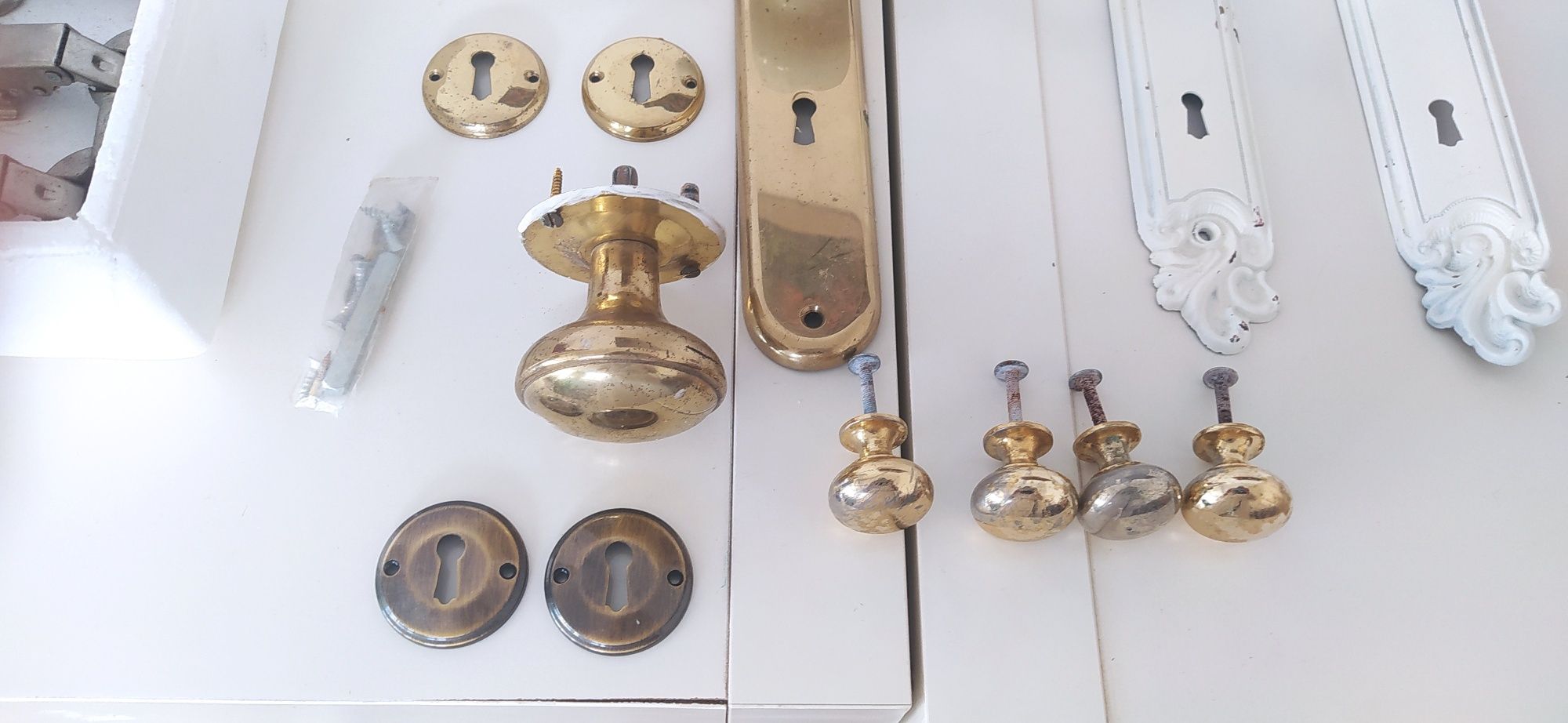 Lote de maçanetas, puxadores