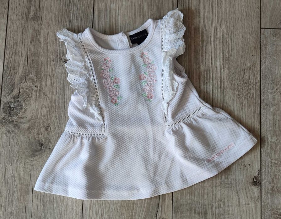 Bluzka niemowlęca z baskinką Calvin Klein Jeans 6/9m