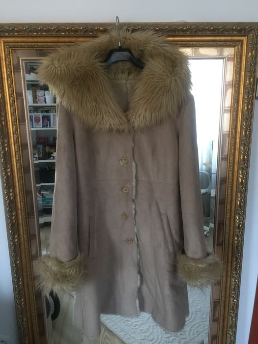 Kożuch z kapturem ConMar ekologiczny M/38/salon 449 zł