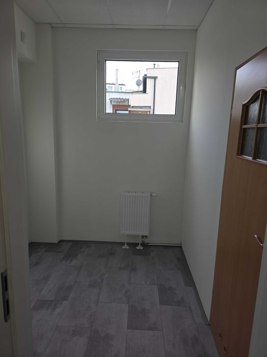 atrakcyjny lokal 40 m² z zapleczem-handel, usługi, gotowy do działania