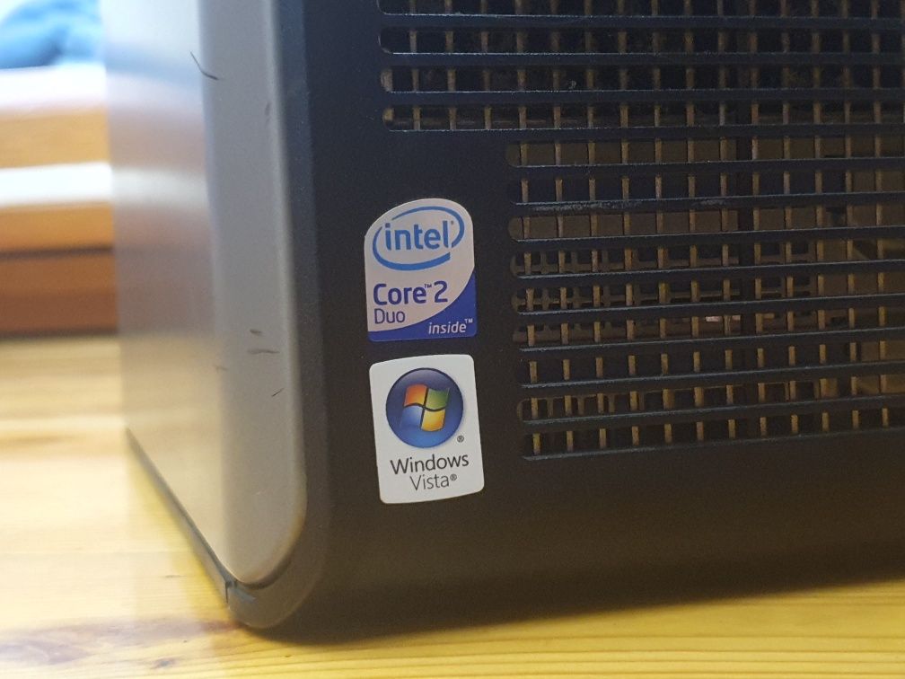 Komputer stacjonarny Dell, Intel Core 2 Duo, 4GB pamięci RAM,