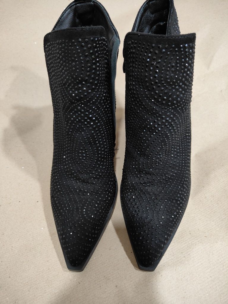 Botas texanas com brilhantes