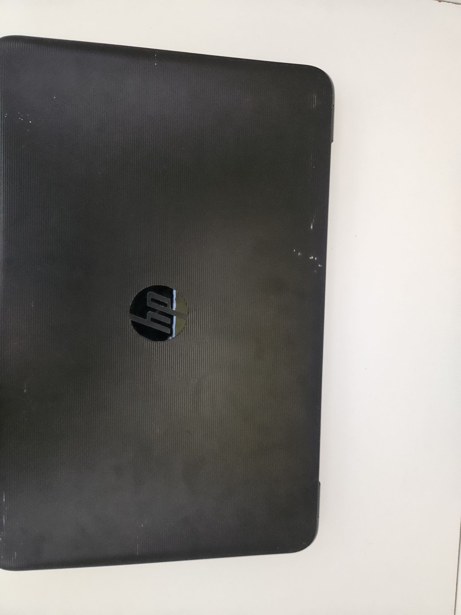 Sprzedam laptopa hp TPN c126