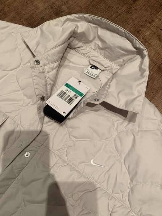 Куртка жіноча Nike Sportswear Essential Beige FB8732-104