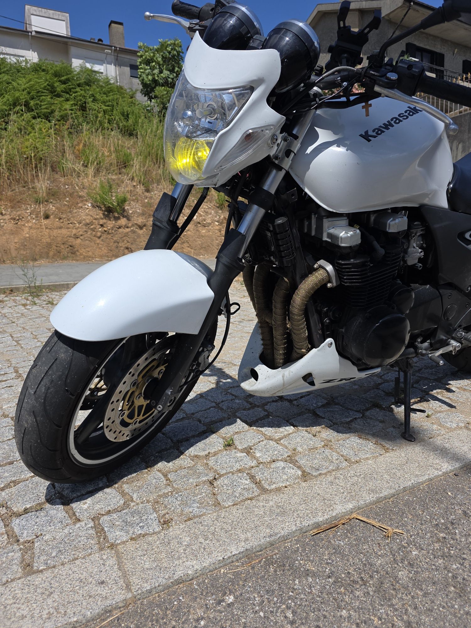 Kawasaki  ZR750F