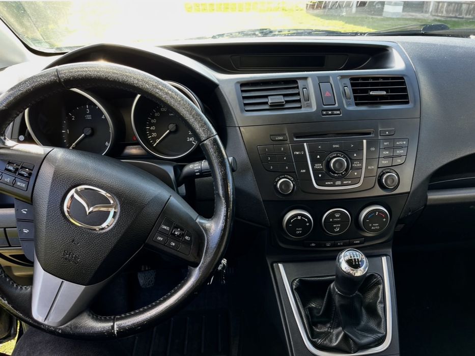 Piekna Mazda 5 7 osobowa