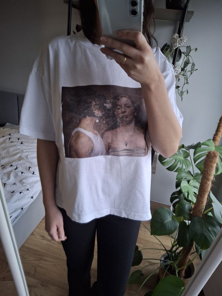 Rozmiar L, T-shirt damski oversize nadruk