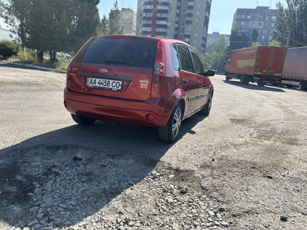 Продам Форд Фиеста АКПП