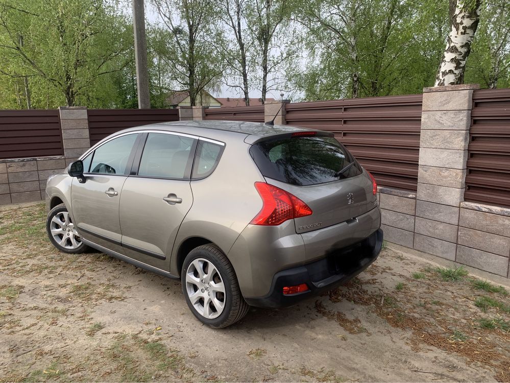 Кляпа Пежо 3008 Задня Ляда Пежо 3008 Кришка багажника Пежо 3008