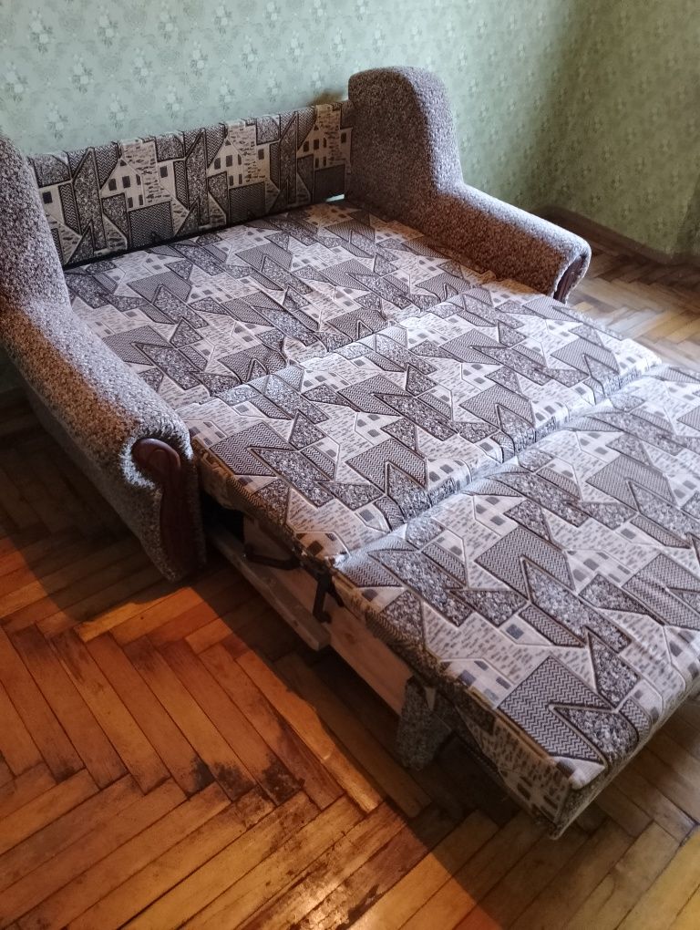 Продам диван новый