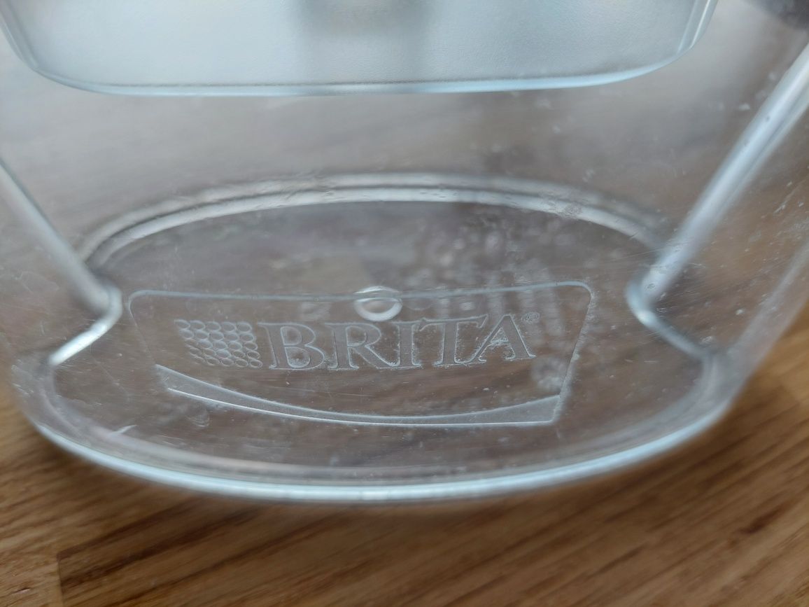 Filtr Brita - biały dzbanek 2,4L
