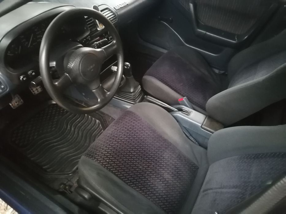 Мазда - 323  Сліпа 1.6-16v