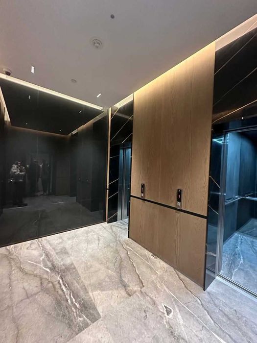 Продаж 5к-квартири вул. Предславинська 20 б, БФК Metropole, 220 м²