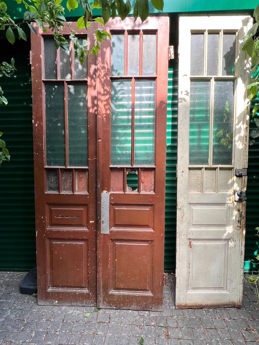 Двері старовинні