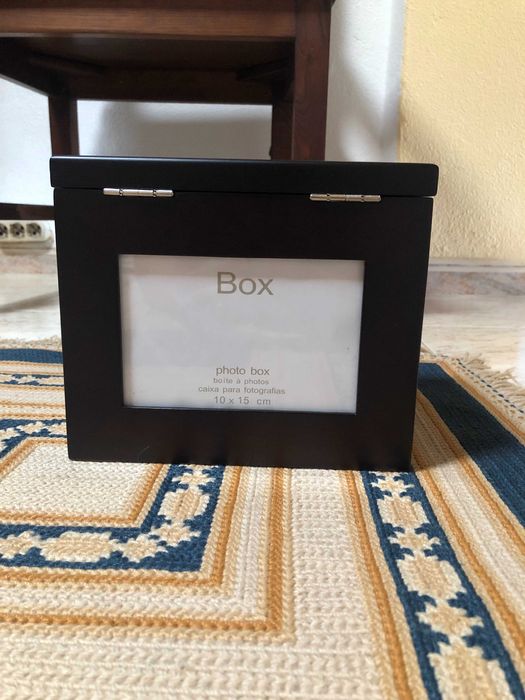 Photo Box/ Caixa de Fotografias