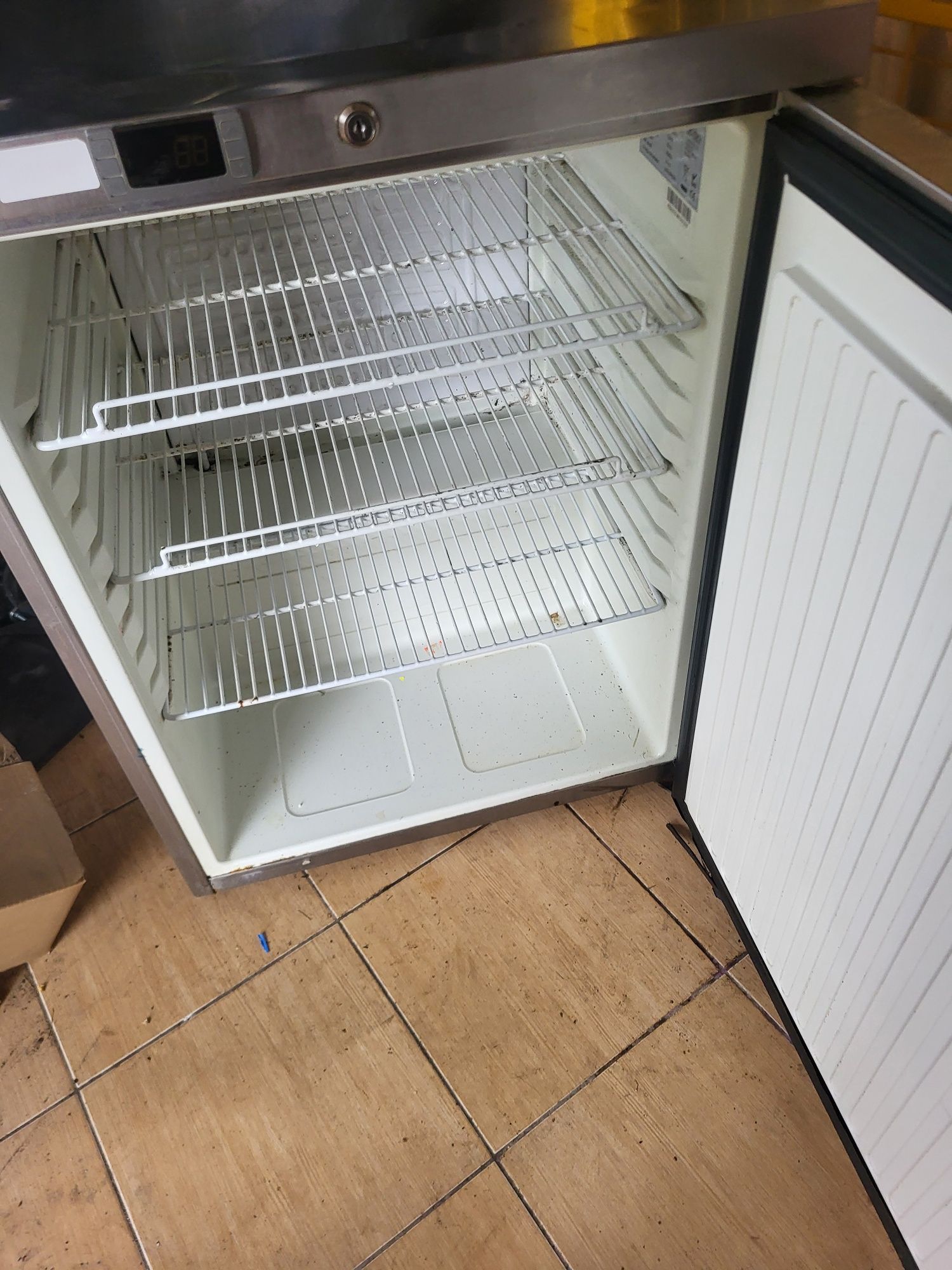 Lodówka gastronomiczna sk145