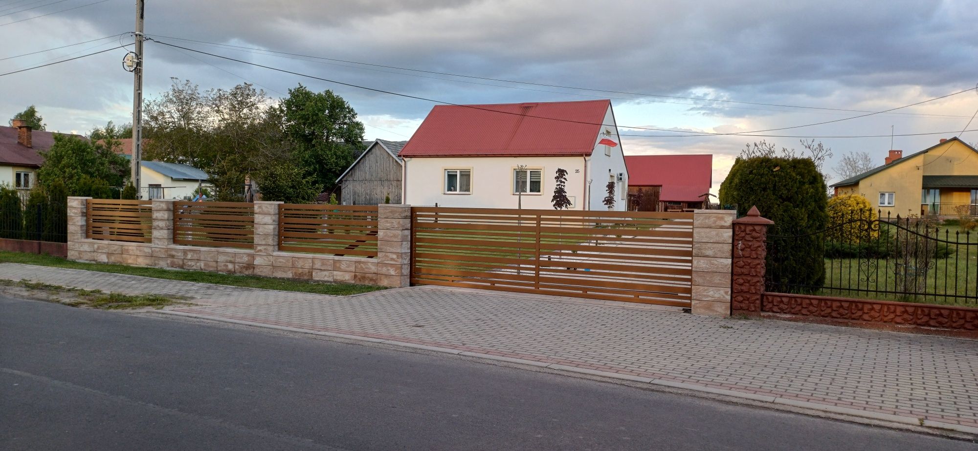 Ogrodzenia ,palisadowe Bramy wjazdowe furtki