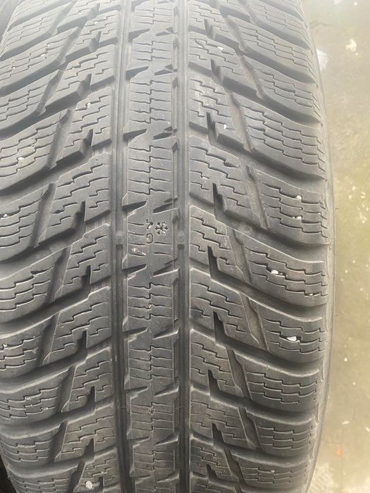 Nokian 225.60 r17 м Львів Продаю оскільки продав авто !!!