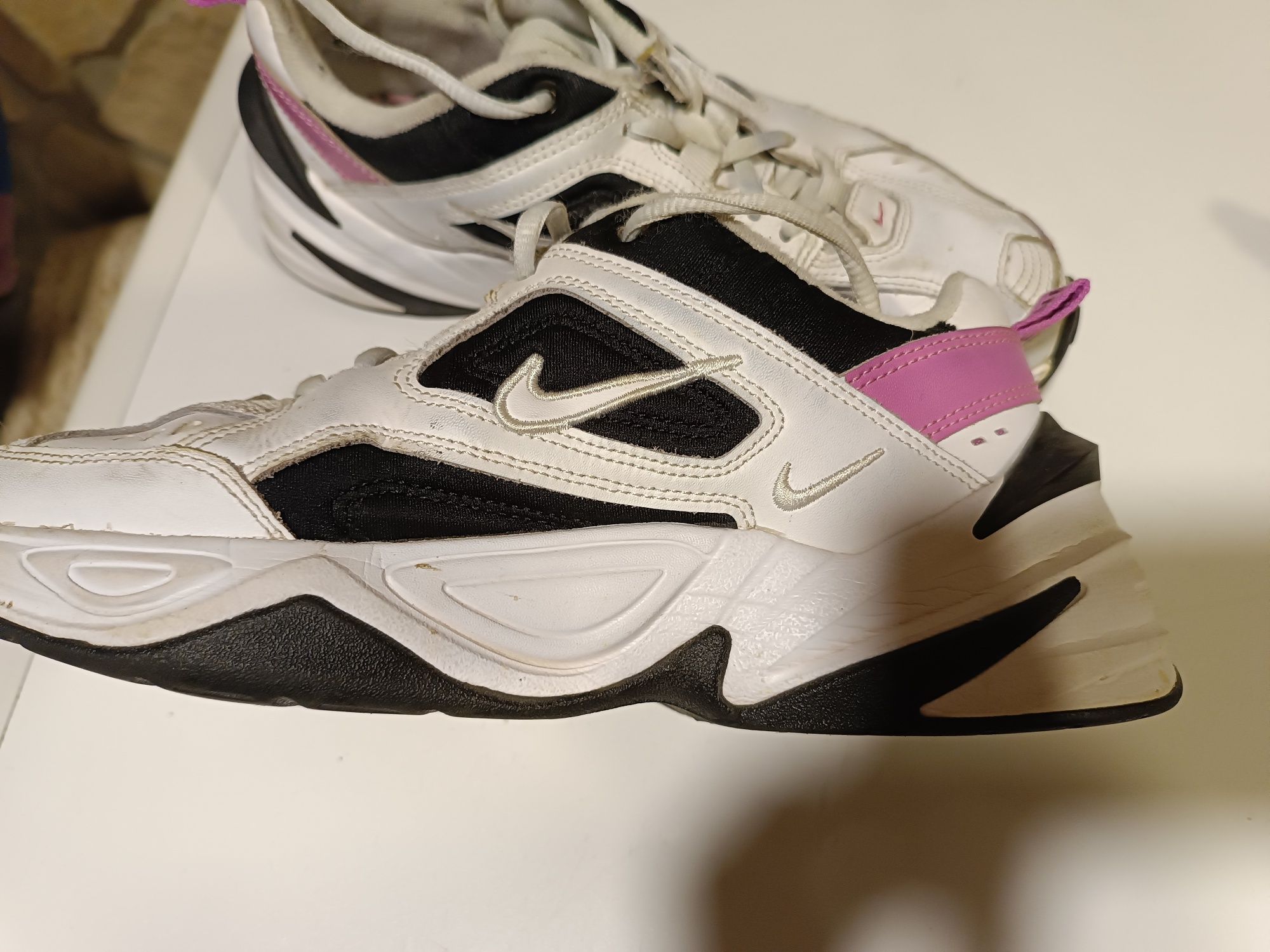 Tennis Nike número 37