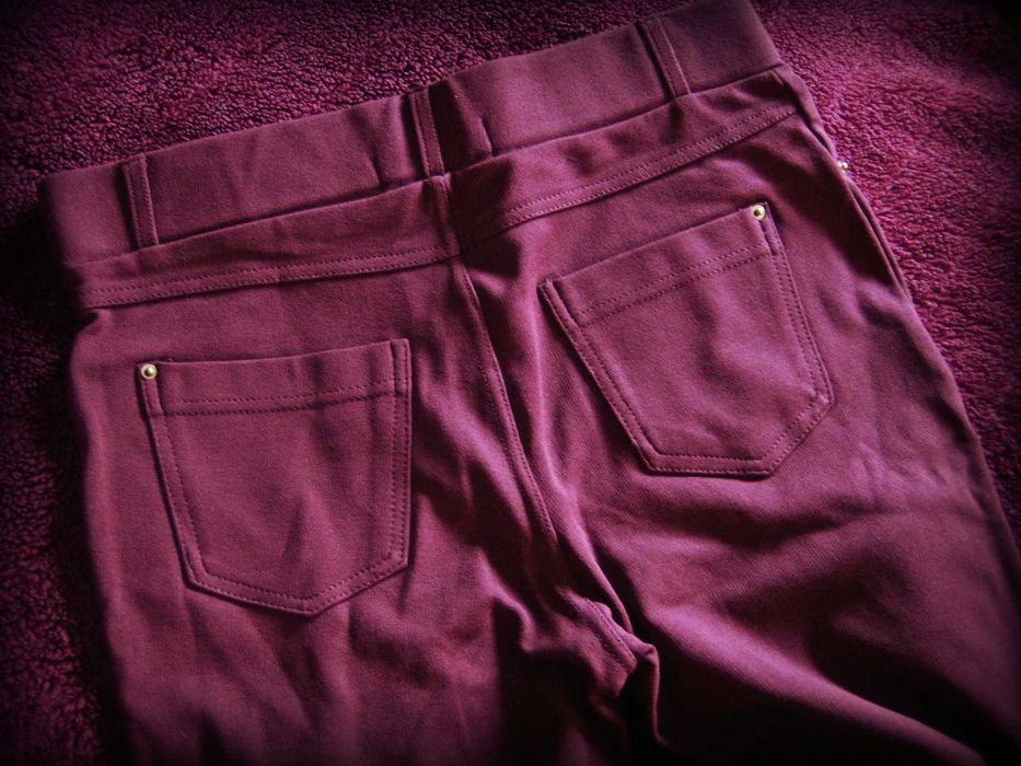 Calças (tipo leggings) em Bordeaux