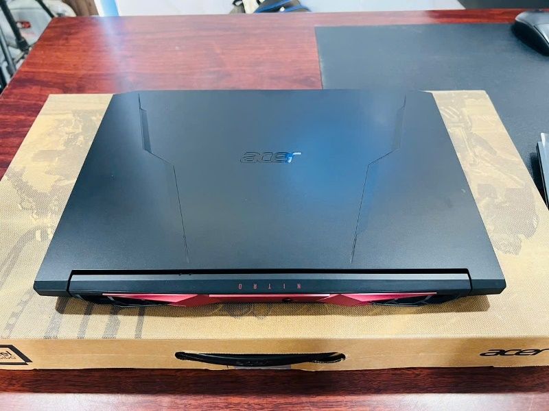 ACER Nitro AN515-55-53E5