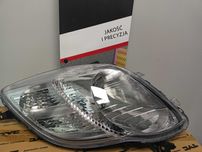 Toyota Yaris 2 09-14 Lampa/Reflektor przód lewy /H4
