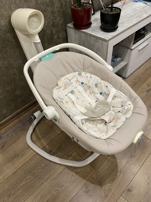 Крісло-гойдалка 2в1 Joie. Працює і від павера і від мережі