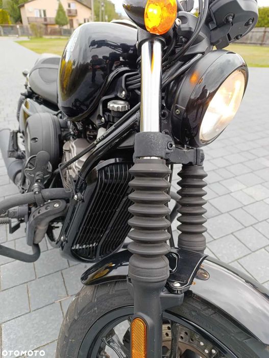 Hyosung GV 125s Bobber