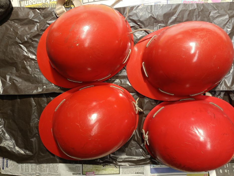 Kask, chełm roboczy prl